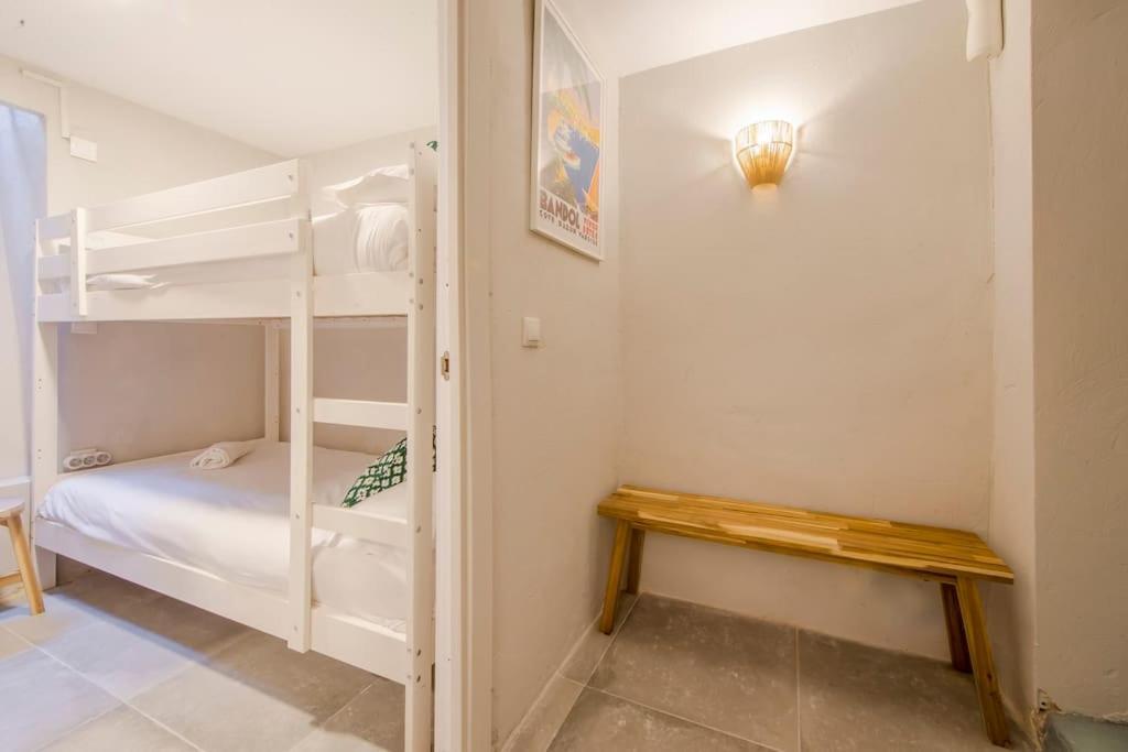 Cool Deluxe Interior Design A 2 Min De Gran Via Apartment Madrid Exterior photo